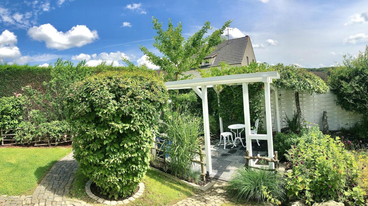Wohnen Im Bergischen Fachwerk Apartment Overath Exterior foto